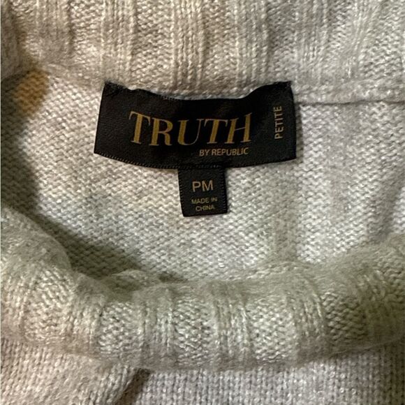 Cream/grey Knit Turtleneck Sweater - Picture 2 of 3